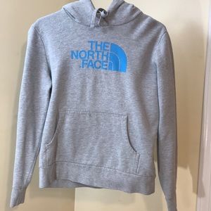 light gray north face hoodie